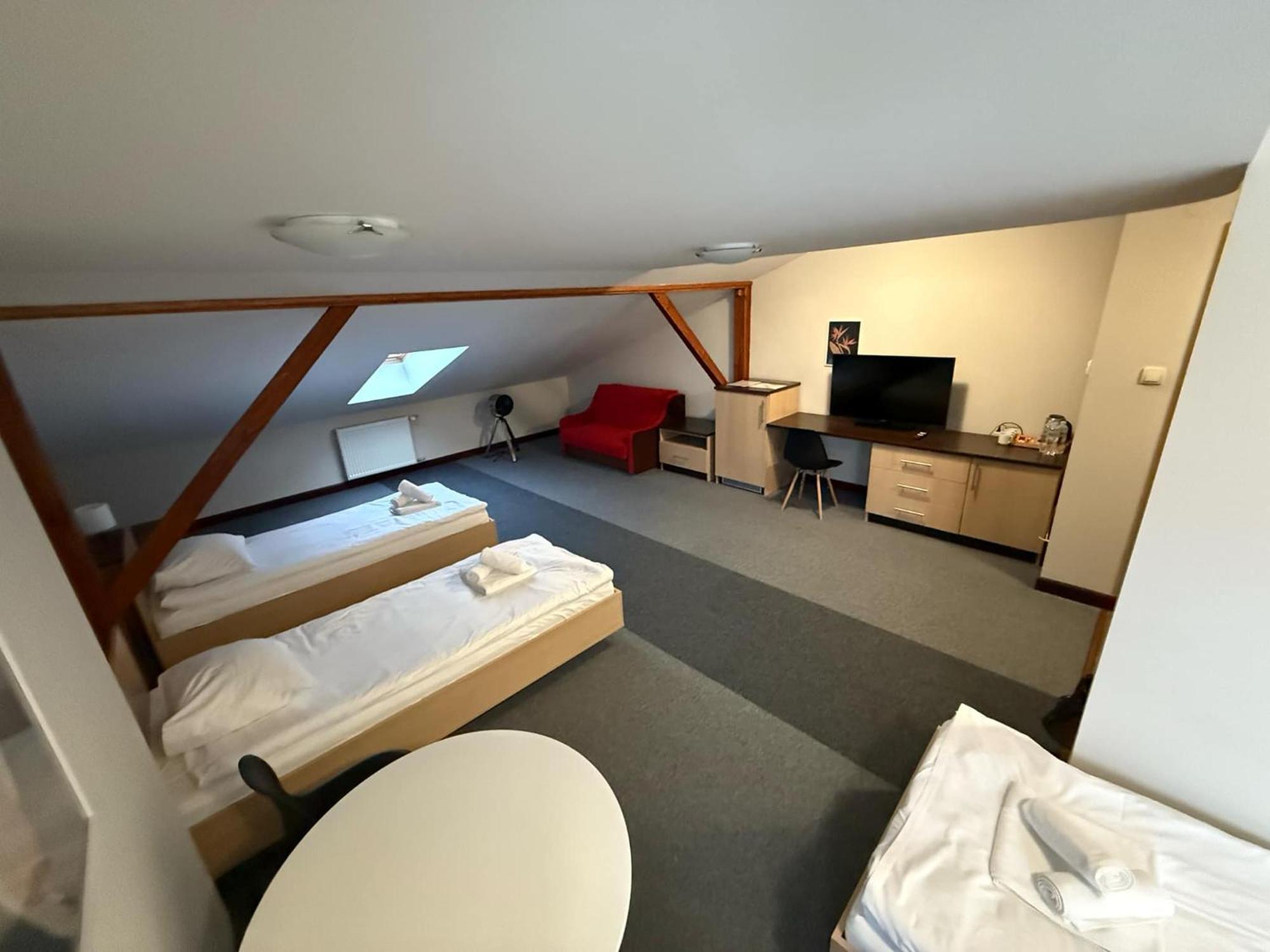 Magiczna Farma Hotel Obiady Maka I Magia 잠브루프 외부 사진